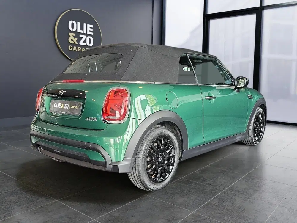 Mini Cabrio 1.5 Cooper Rockingham GT Edition uit 2023, foto 3