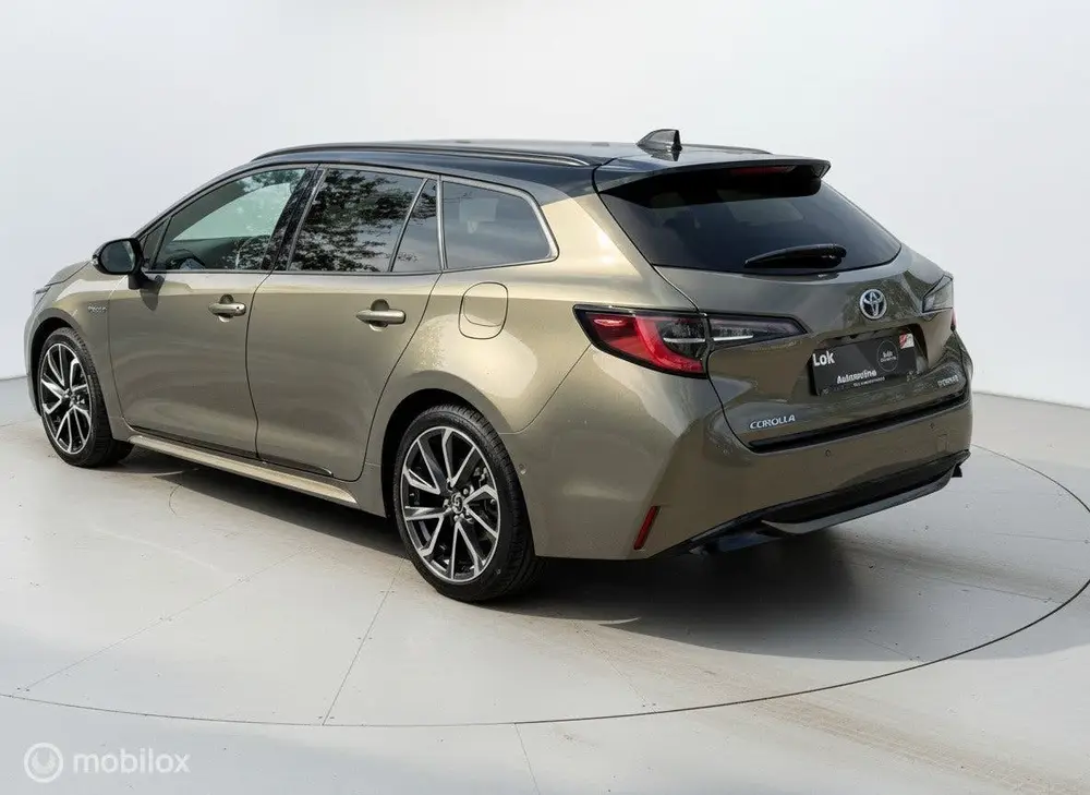 Toyota Corolla 2.0 Hybrid Executive uit 2019, foto 7