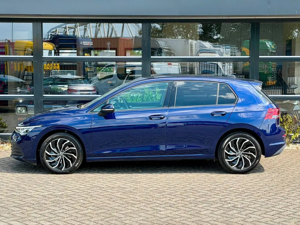 Volkswagen GOLF 1.0 eTSI Life Business DSG Apple carplay ! uit 2021, foto 2