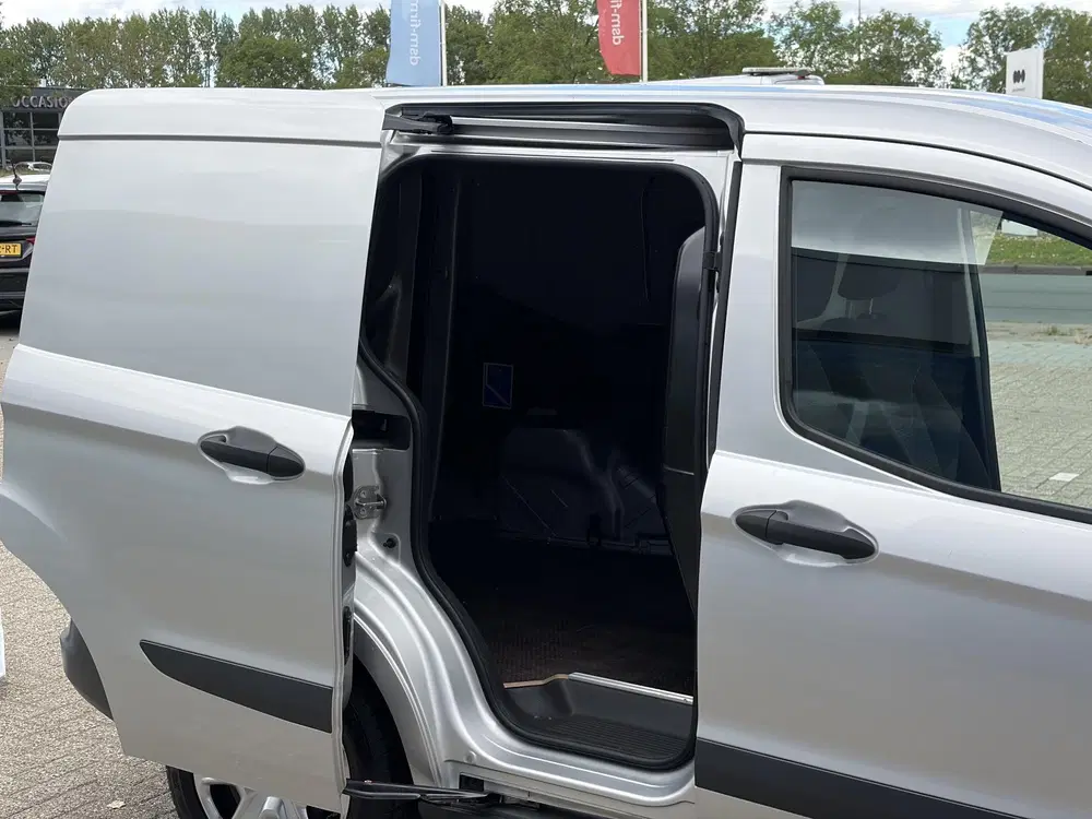 Ford Transit Courier 1.0 Trend EcoBoost S&S uit 2021, foto 20