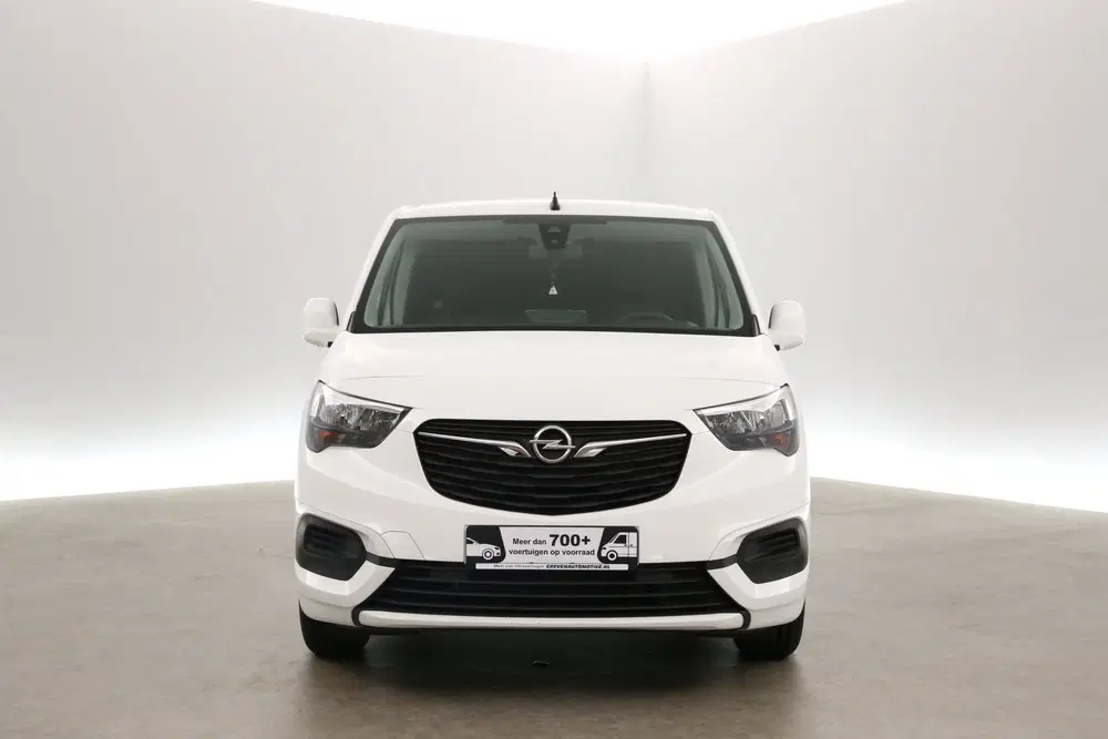 Opel Combo 1.2 Turbo Innovation 111pk uit 2020, foto 7