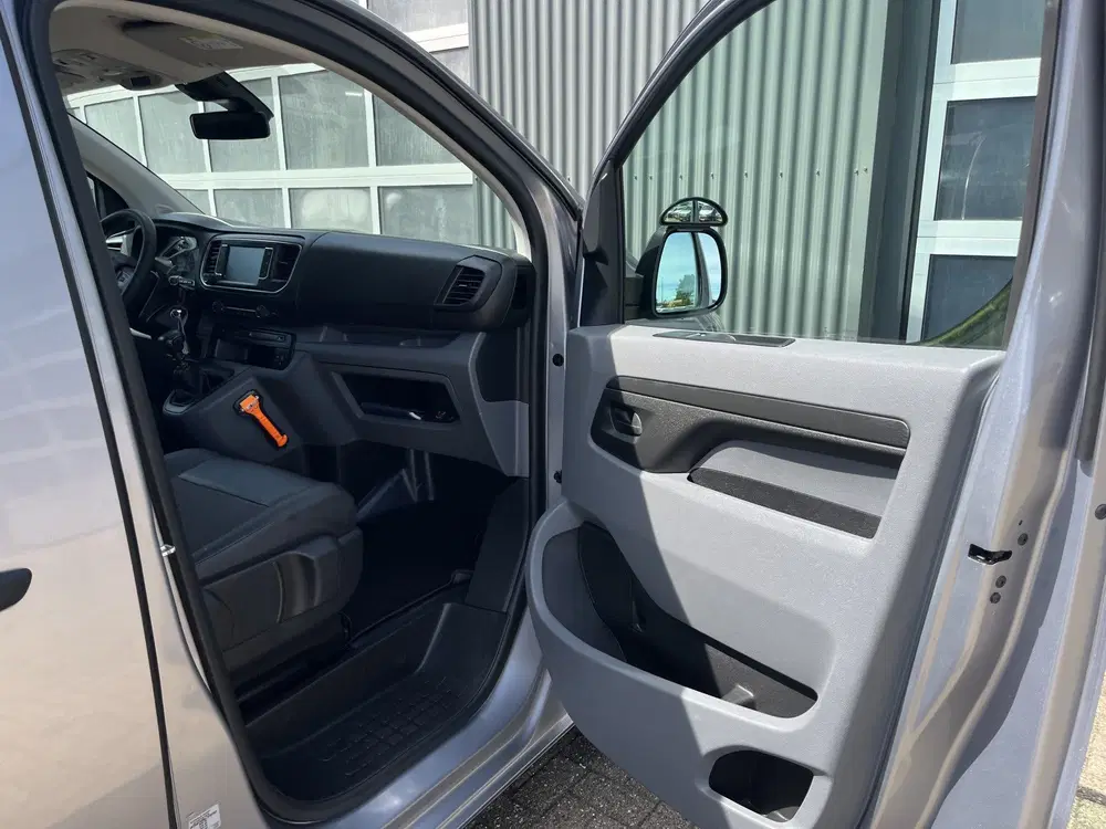 Peugeot Expert 1.5 BlueHDI Marge BTW en BPM vrij Airco Cr uit 2020, foto 8