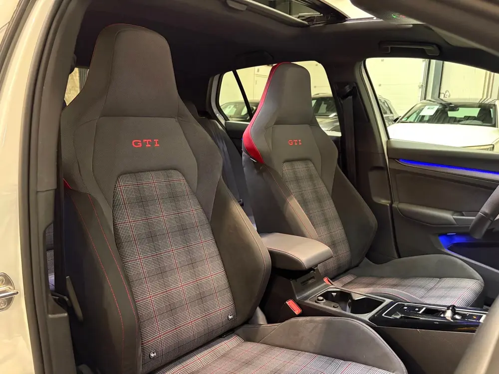 Volkswagen Golf 2.0 TSI GTI 8.5 Pano | HUD | 360Cam | H&K | uit 2024, foto 14