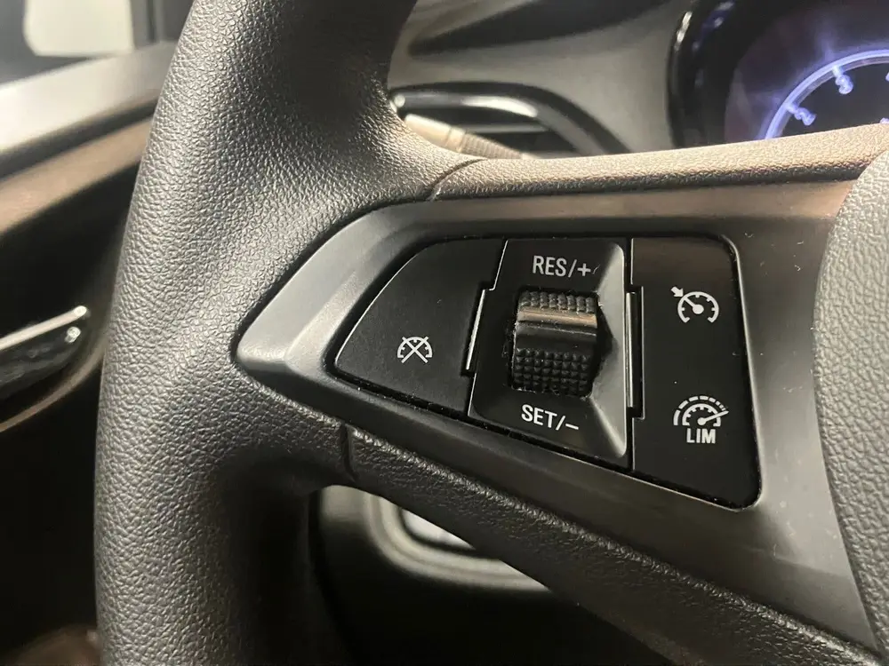 Opel Karl Rocks Online Edition 1.0 | Navigatie | Apple CarPl uit 2019, foto 11