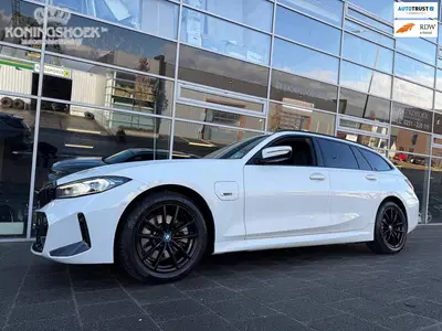 BMW 3-serie 330e M Sport High Executive uit 2022