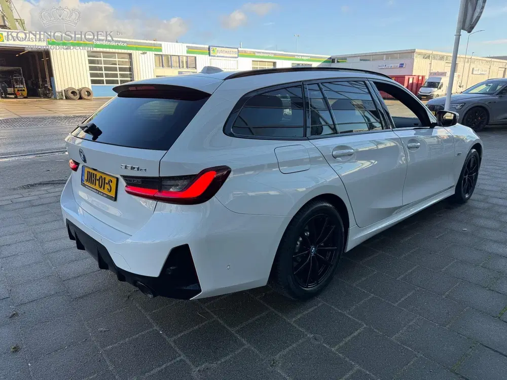 BMW 3-serie 330e M Sport High Executive uit 2022, foto 4
