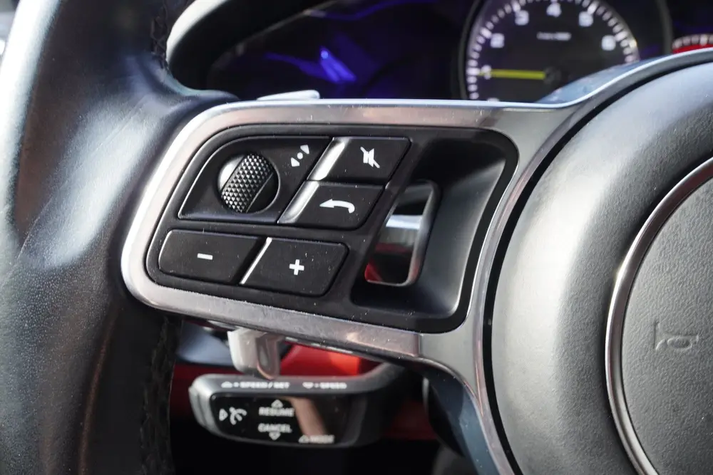 Porsche Cayenne 3.0 E-Hybrid - LEDER - 360 CAMERA - TREKHAAK uit 2019, foto 18