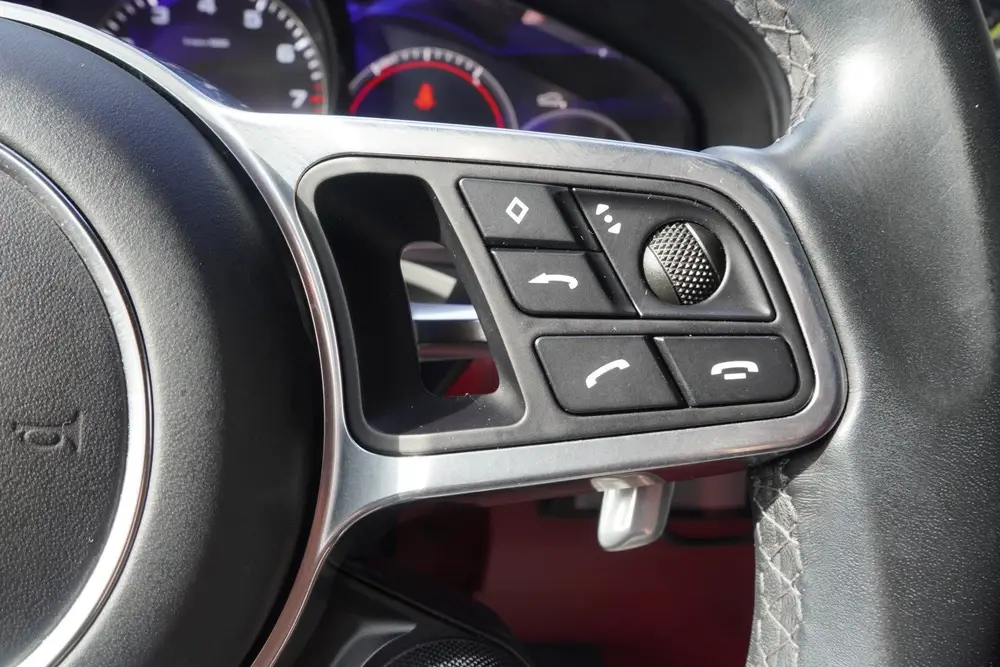 Porsche Cayenne 3.0 E-Hybrid - LEDER - 360 CAMERA - TREKHAAK uit 2019, foto 19