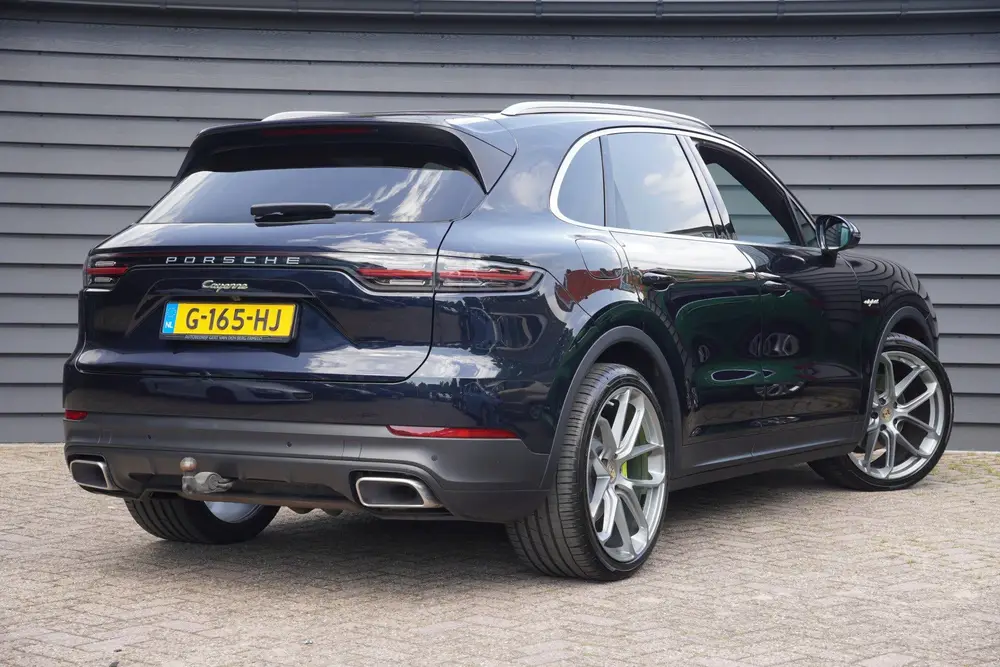 Porsche Cayenne 3.0 E-Hybrid - LEDER - 360 CAMERA - TREKHAAK uit 2019, foto 2