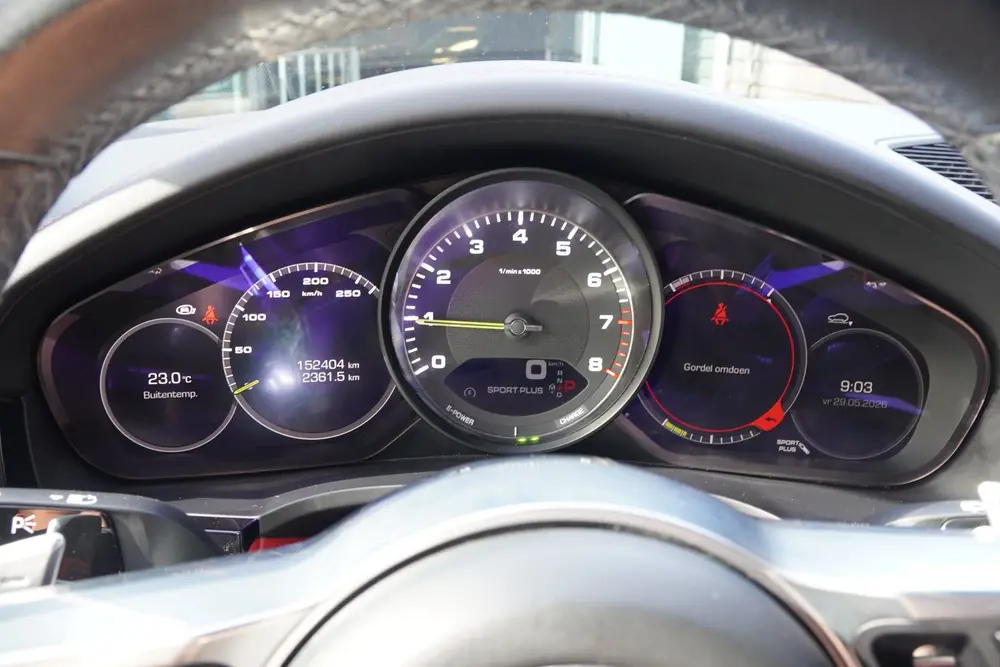 Porsche Cayenne 3.0 E-Hybrid - LEDER - 360 CAMERA - TREKHAAK uit 2019, foto 4
