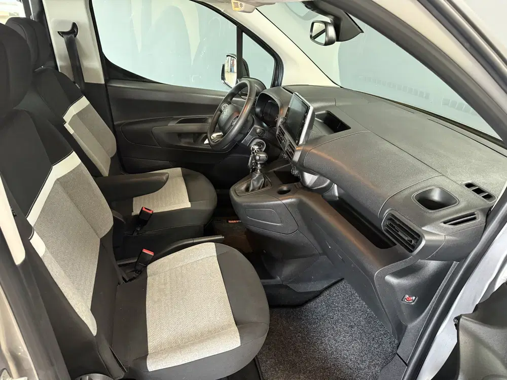 Citroën Berlingo 1.2 PureTech Club uit 2023, foto 7