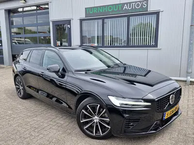 Volvo V60 T6 Plug-in hybrid AWD Plus Dark uit 2023