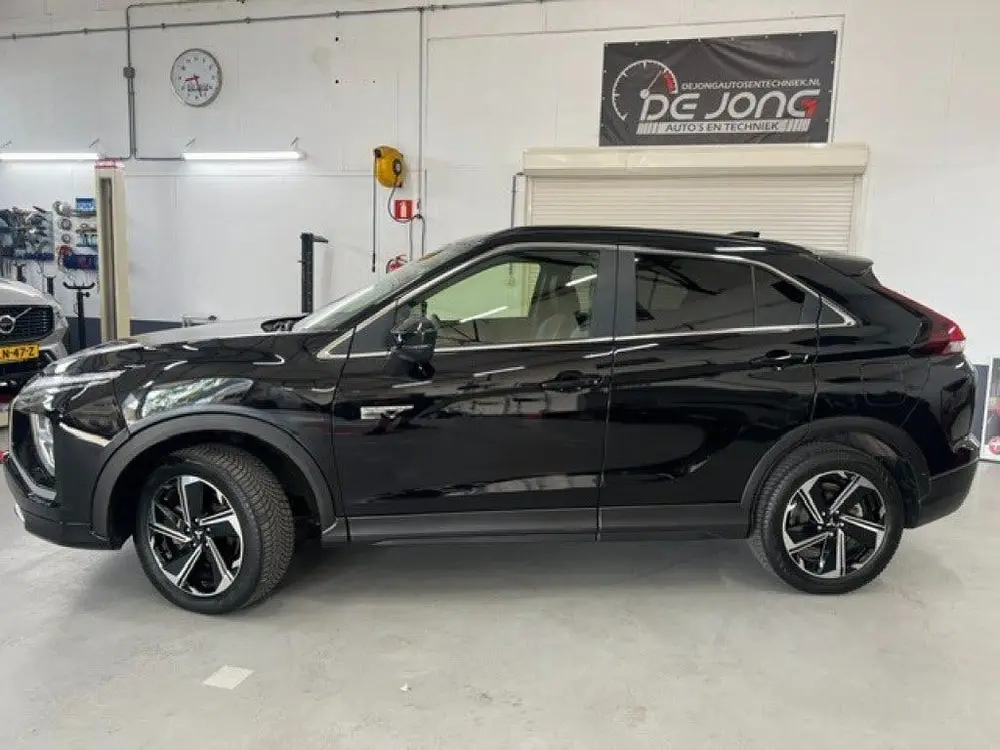 Mitsubishi Eclipse Cross 2.4 PHEV INTENSE+ uit 2022, foto 3