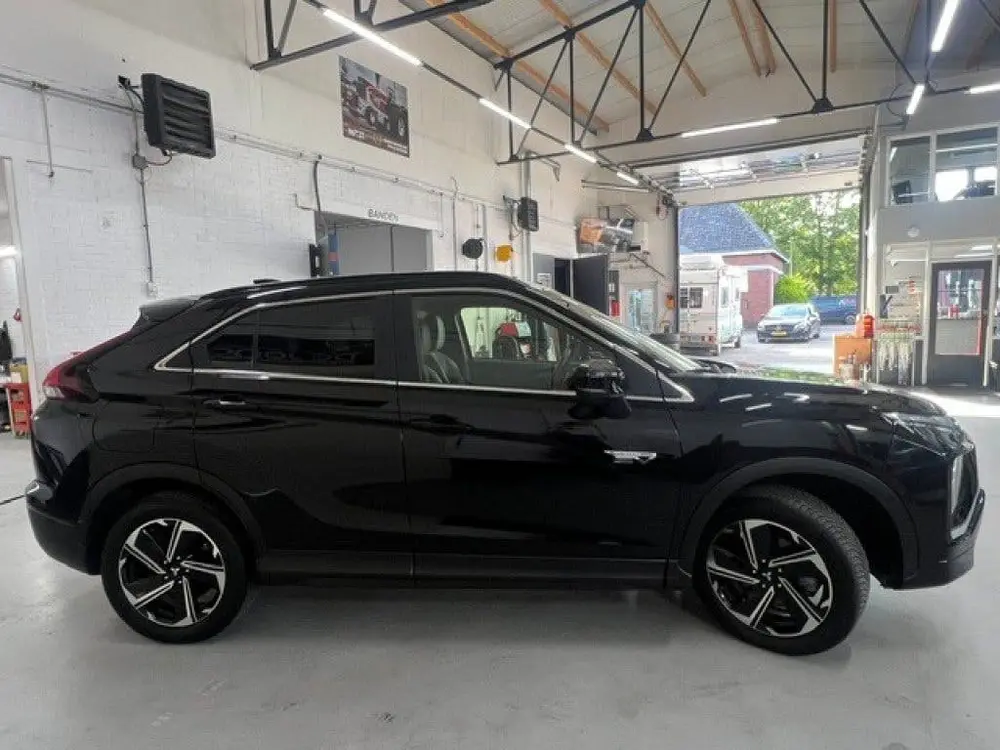 Mitsubishi Eclipse Cross 2.4 PHEV INTENSE+ uit 2022, foto 6
