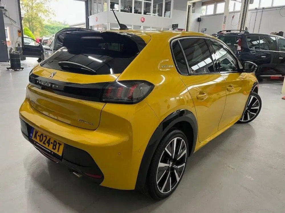 Peugeot 208 1.2 PURETECH GT-LINE uit 2020, foto 7
