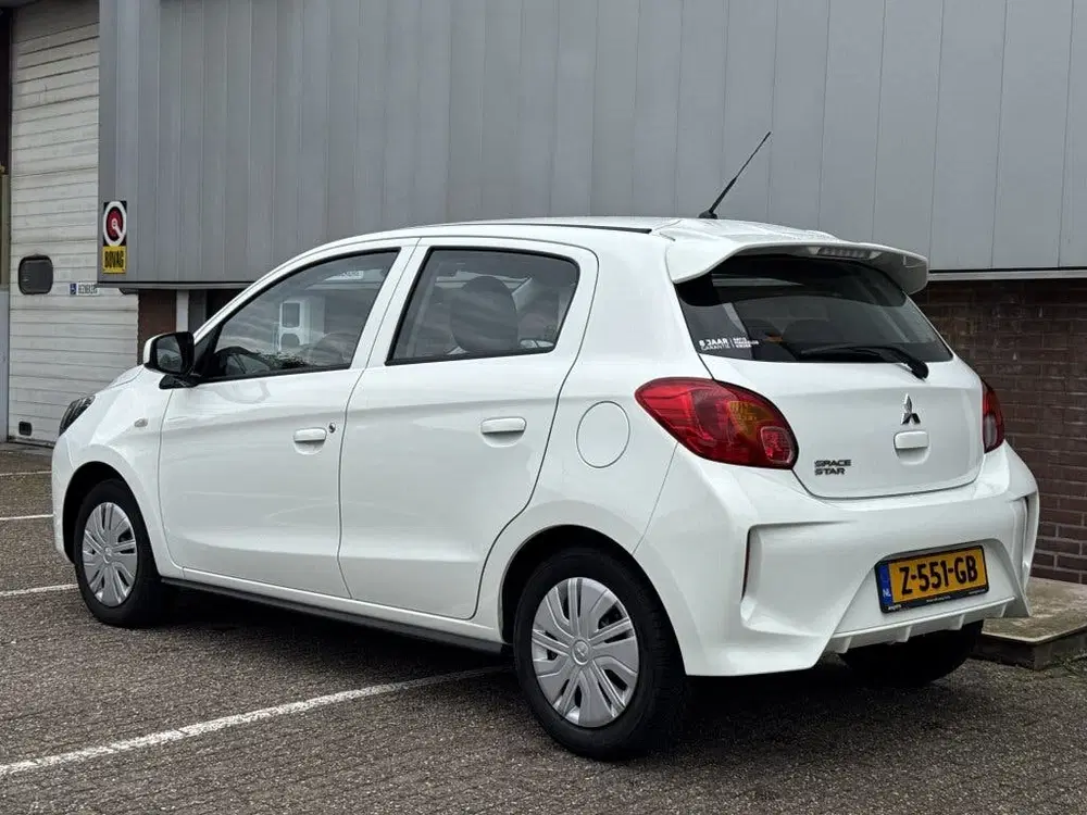 Mitsubishi Space Star 1.2 Connect+ (bj 2024) uit 2024, foto 3