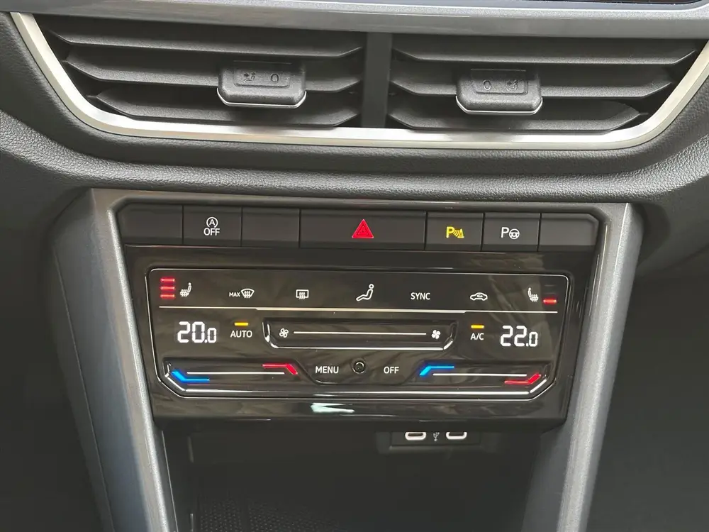 Volkswagen T-Roc 1.5 TSI 150pk 7-DSG Style| Camera| Keyless| uit 2024, foto 10