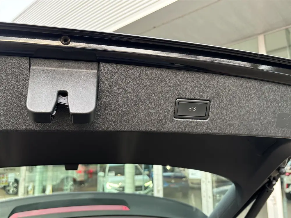 Volkswagen T-Roc 1.5 TSI 150pk 7-DSG Style| Camera| Keyless| uit 2024, foto 16