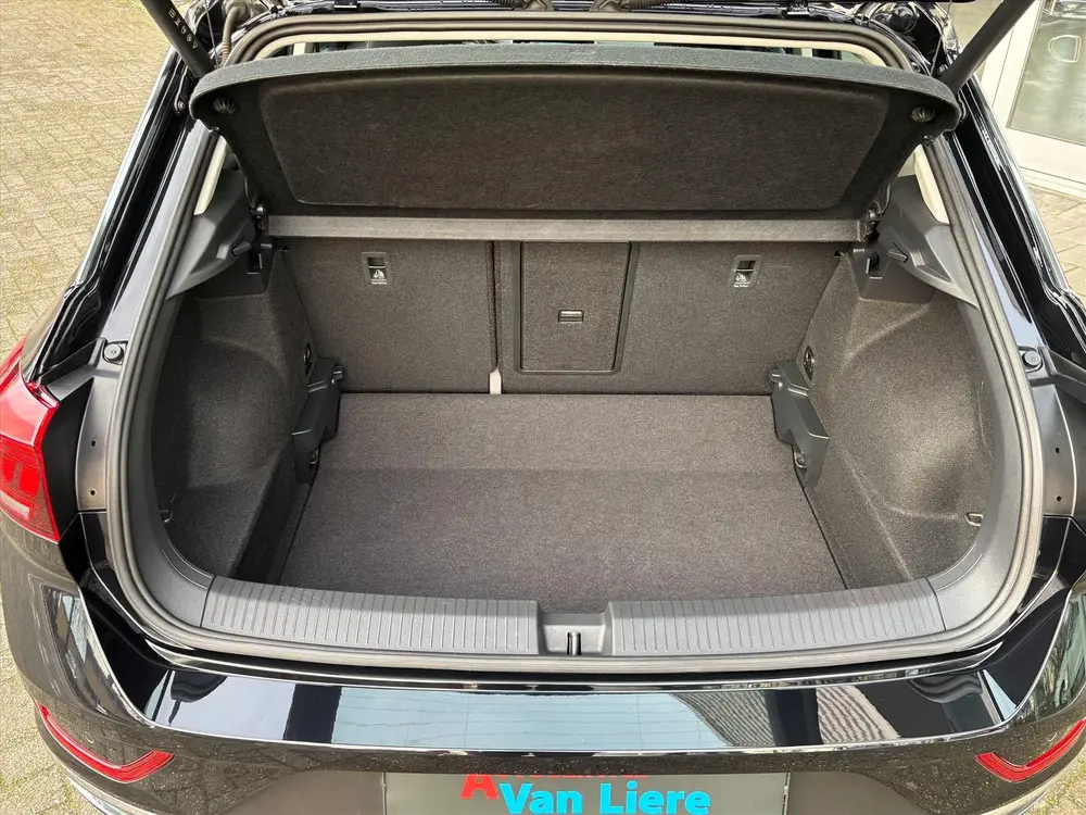 Volkswagen T-Roc 1.5 TSI 150pk 7-DSG Style| Camera| Keyless| uit 2024, foto 17