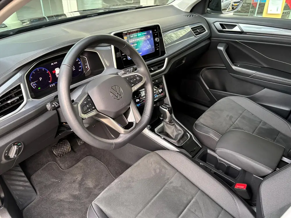 Volkswagen T-Roc 1.5 TSI 150pk 7-DSG Style| Camera| Keyless| uit 2024, foto 20