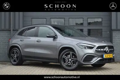 Mercedes-Benz GLA GLA 180 AMG Line uit 2024