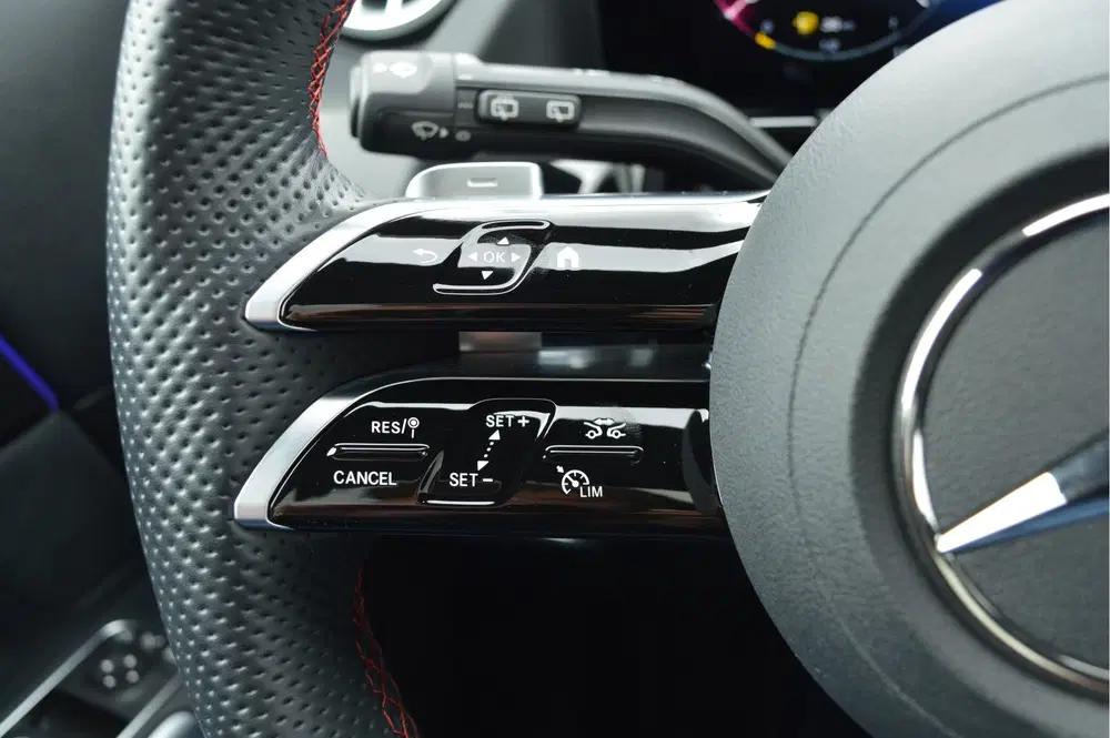 Mercedes-Benz GLA GLA 180 AMG Line uit 2024, foto 15