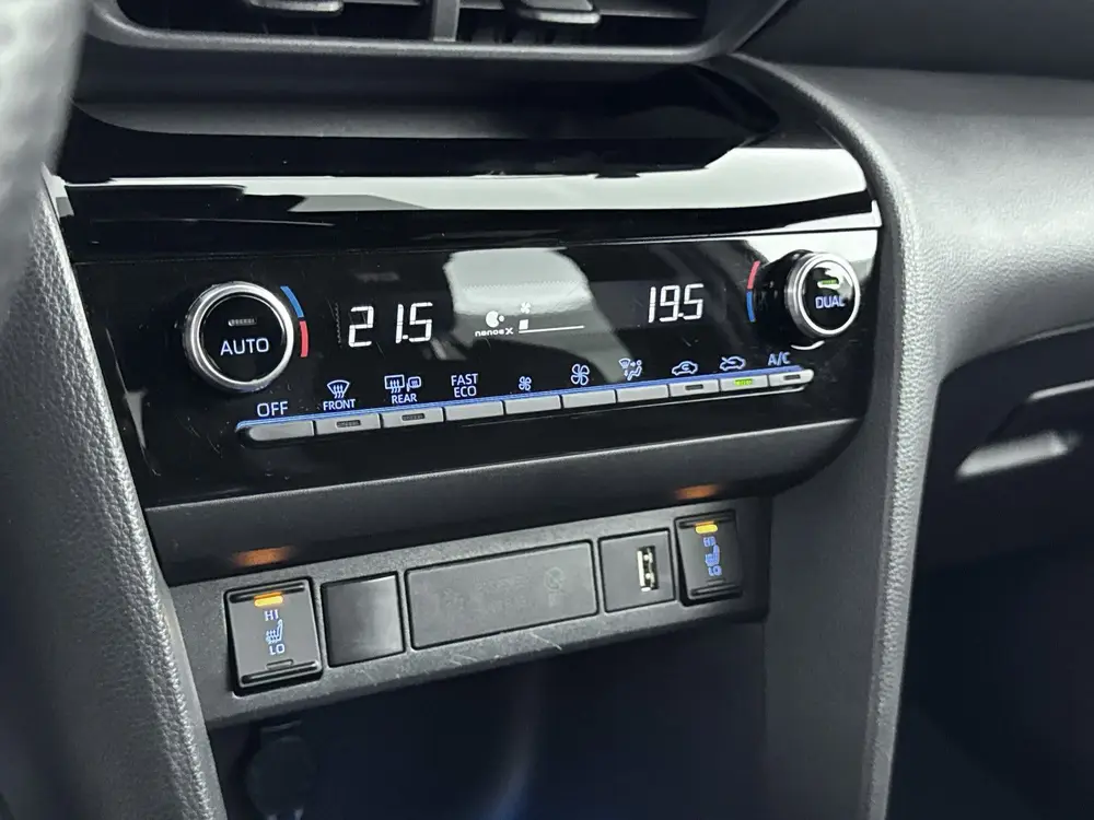 Toyota Yaris Cross 1.5 Hybrid GR Sport Limited uit 2023, foto 11