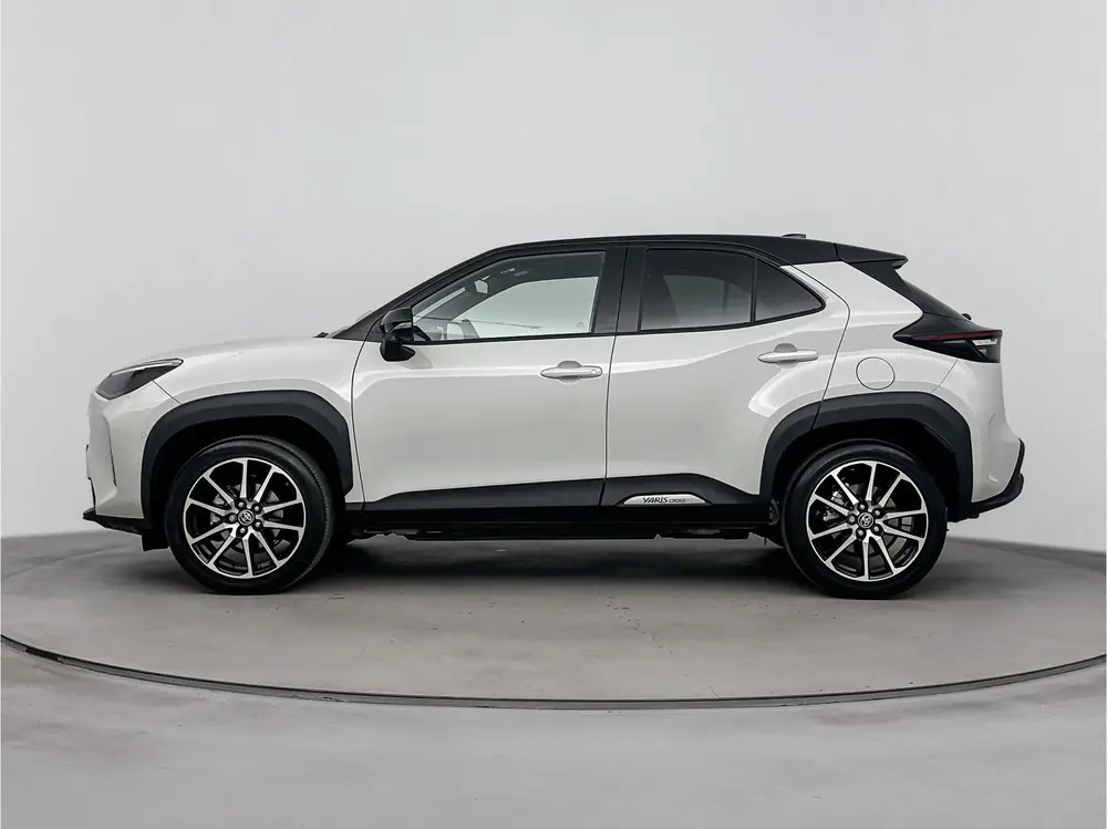 Toyota Yaris Cross 1.5 Hybrid GR Sport Limited uit 2023, foto 3