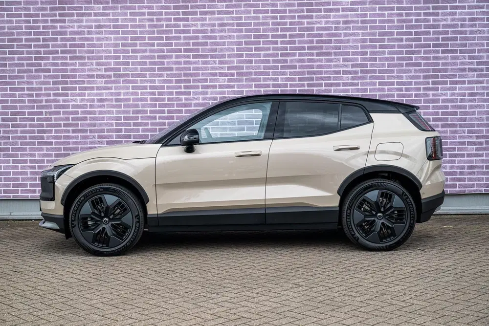 Volvo EX30 P5 Long Range Plus Europa uit 2026, foto 5