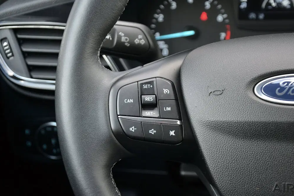 Ford Fiesta 1.0 EcoBoost Titanium Automaat uit 2020, foto 15