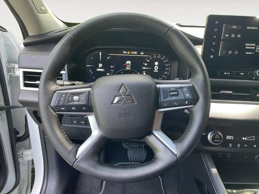 Mitsubishi Outlander 2.4 PHEV First Edition uit 2025, foto 15