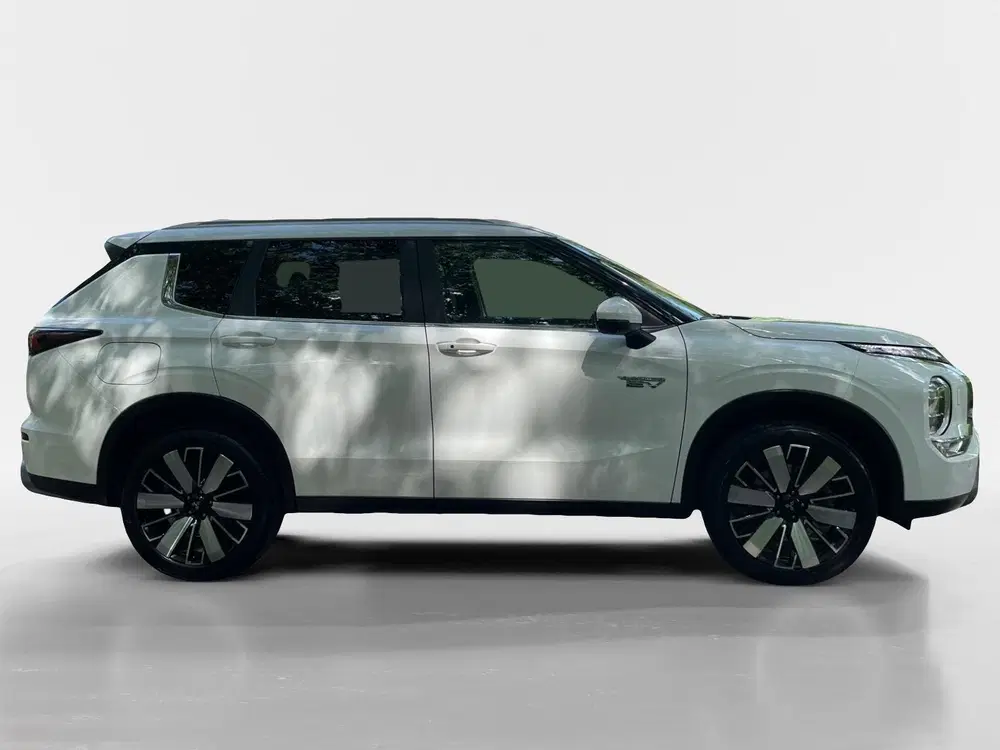 Mitsubishi Outlander 2.4 PHEV First Edition uit 2025, foto 4