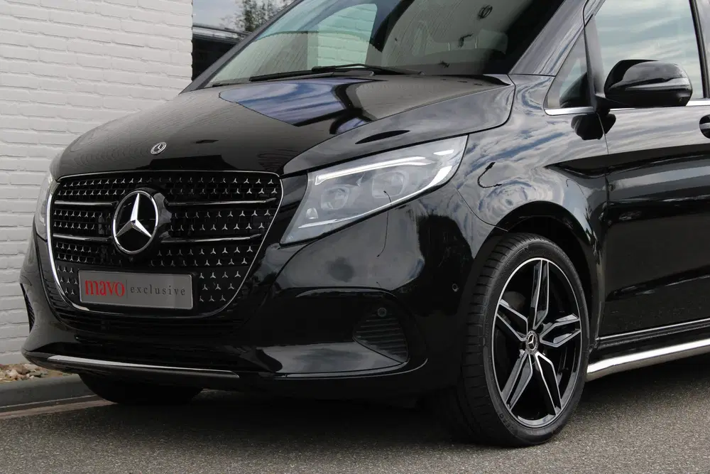 Mercedes-Benz V-Klasse 300d uit 2024, foto 18