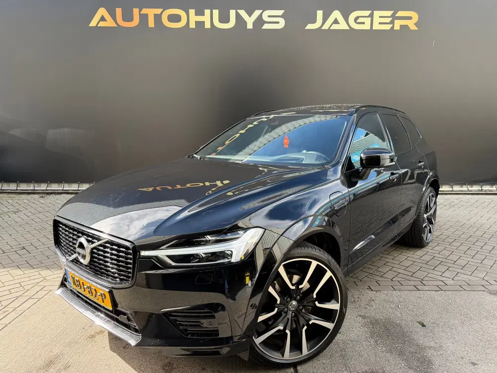 Volvo XC60 2.0 Recharge T8 AWD Inscription Pano 360 L uit 2021