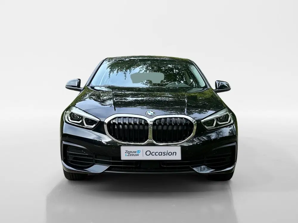 BMW 1-serie 116i Introduction Edition Navi uit 2024, foto 2