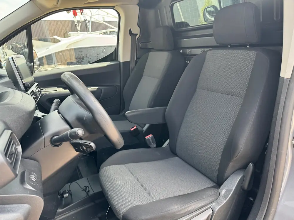 Peugeot Partner 1.6 BlueHDI Premium uit 2019, foto 11