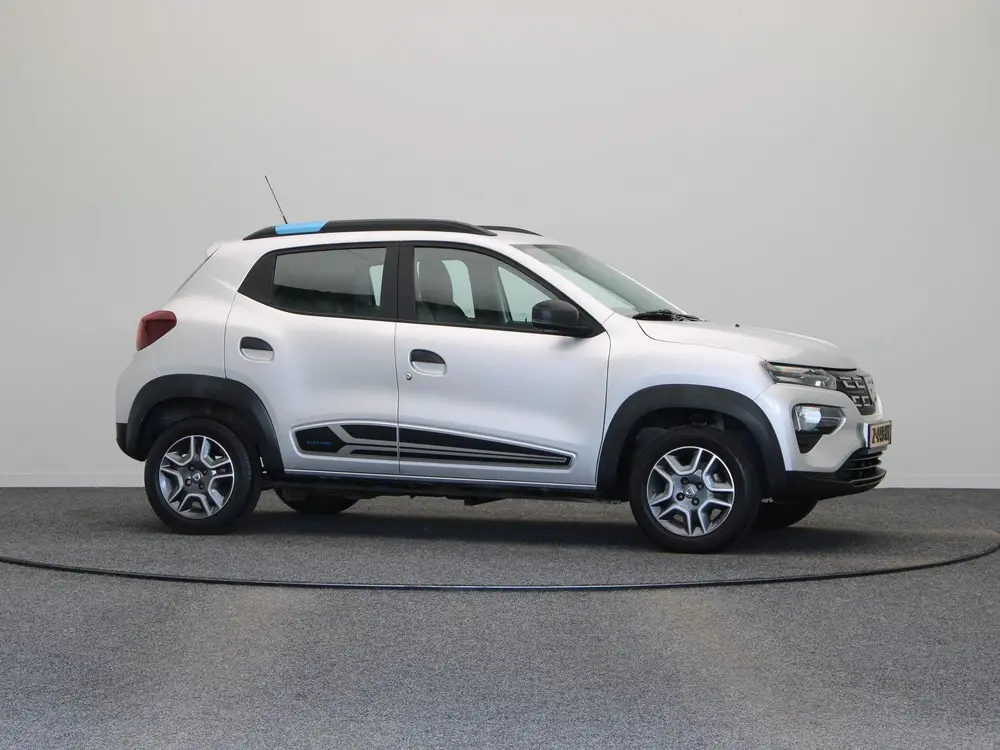 Dacia Spring Business 27 kWh uit 2021, foto 14