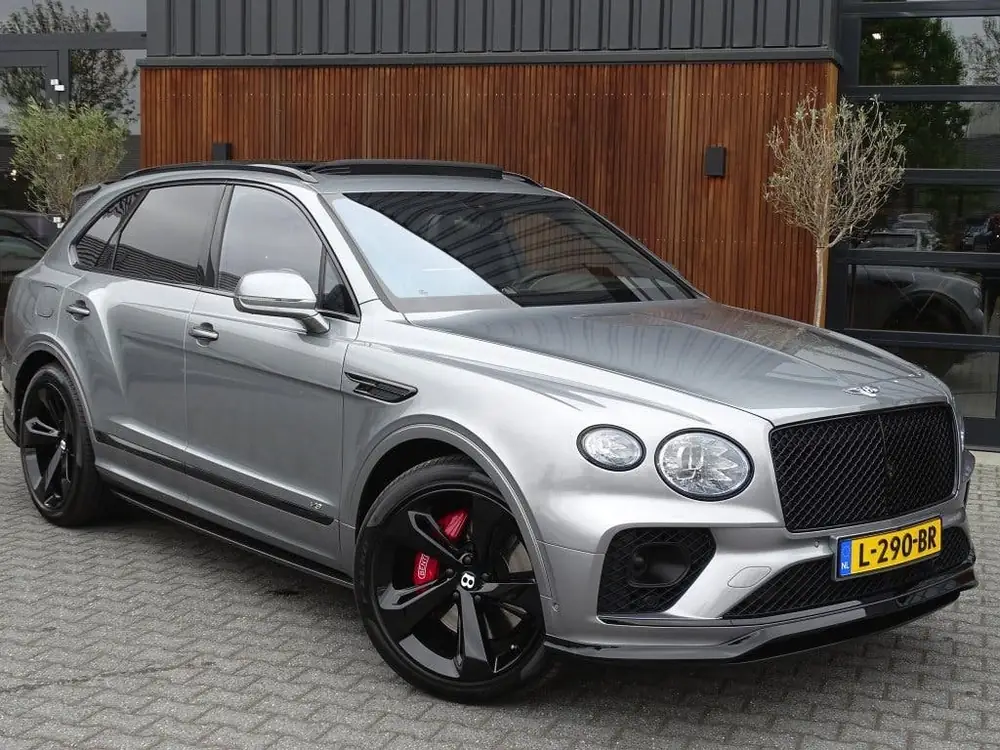 Bentley Bentayga 4.0 V8 550PK TwinTurbo / NAIM / diamanten / uit 2020, foto 2