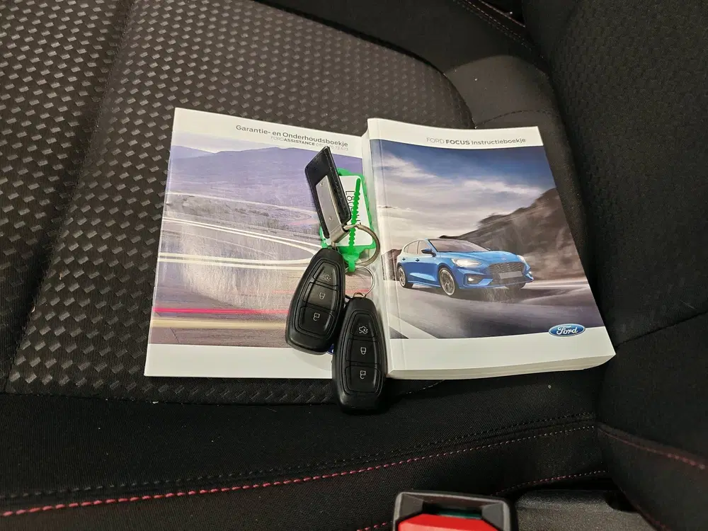 Ford Focus 1.0 EcoBoost 125pk Hybrid ST Line X Busine uit 2021, foto 13