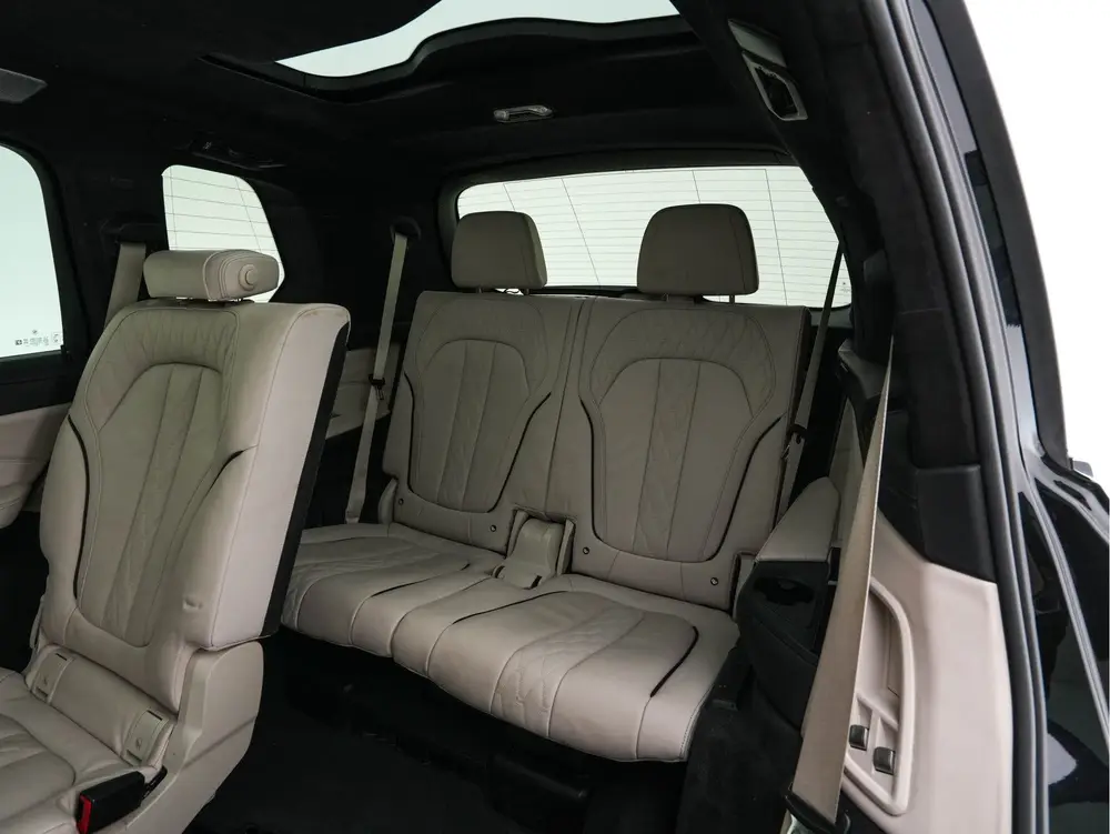 BMW X7 xDrive40i High Executive [ 7-Pers. ] *PANO uit 2019, foto 11
