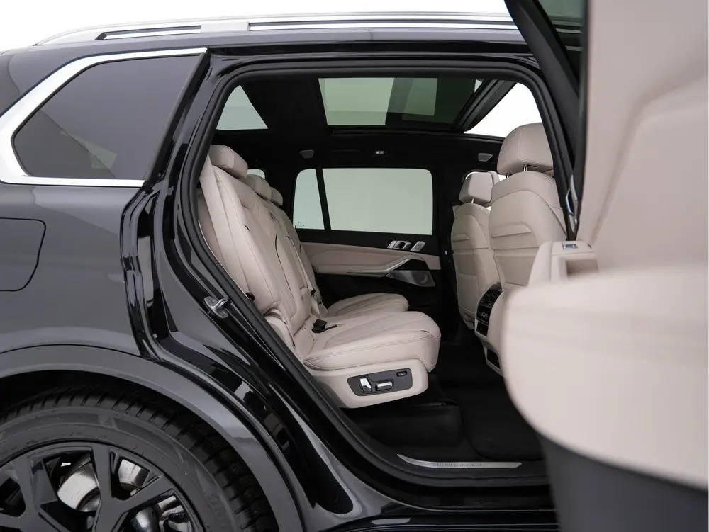 BMW X7 xDrive40i High Executive [ 7-Pers. ] *PANO uit 2019, foto 13