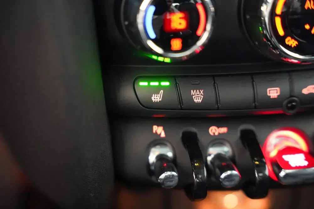 Mini Cooper 1.5 Cooper Summer Red Edition Aut. [ Panor uit 2020, foto 11