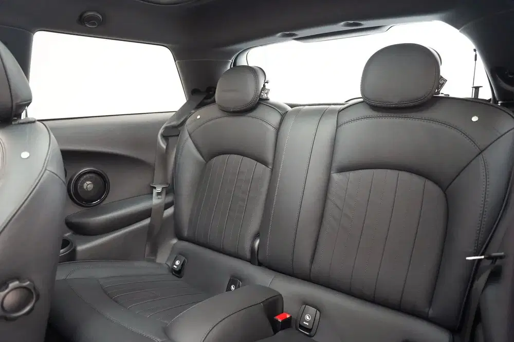 Mini Cooper 1.5 Cooper Summer Red Edition Aut. [ Panor uit 2020, foto 14
