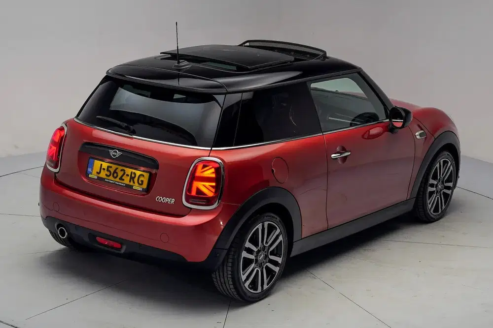 Mini Cooper 1.5 Cooper Summer Red Edition Aut. [ Panor uit 2020, foto 16