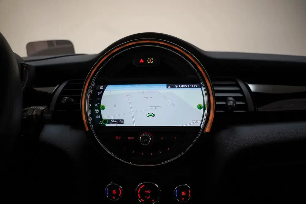 Mini Cooper 1.5 Cooper Summer Red Edition Aut. [ Panor uit 2020, foto 8