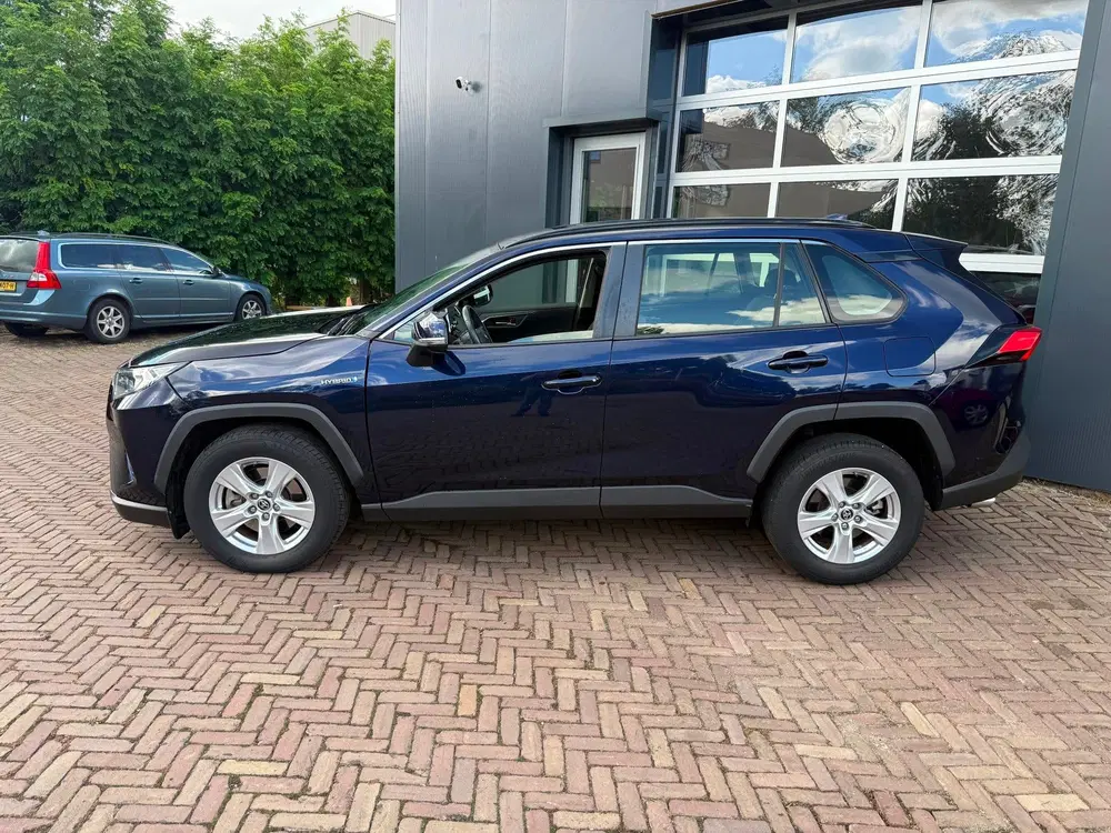 Toyota RAV 4 2.5 Hybrid uit 2021, foto 3