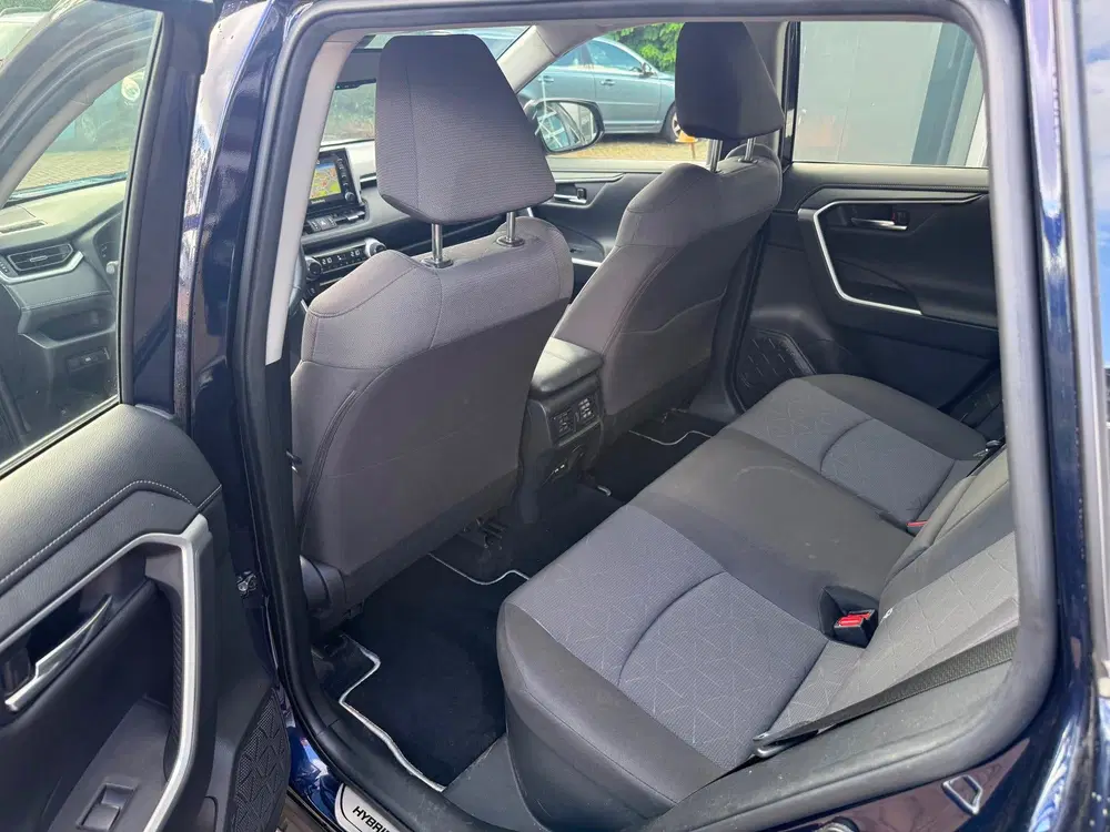 Toyota RAV 4 2.5 Hybrid uit 2021, foto 8
