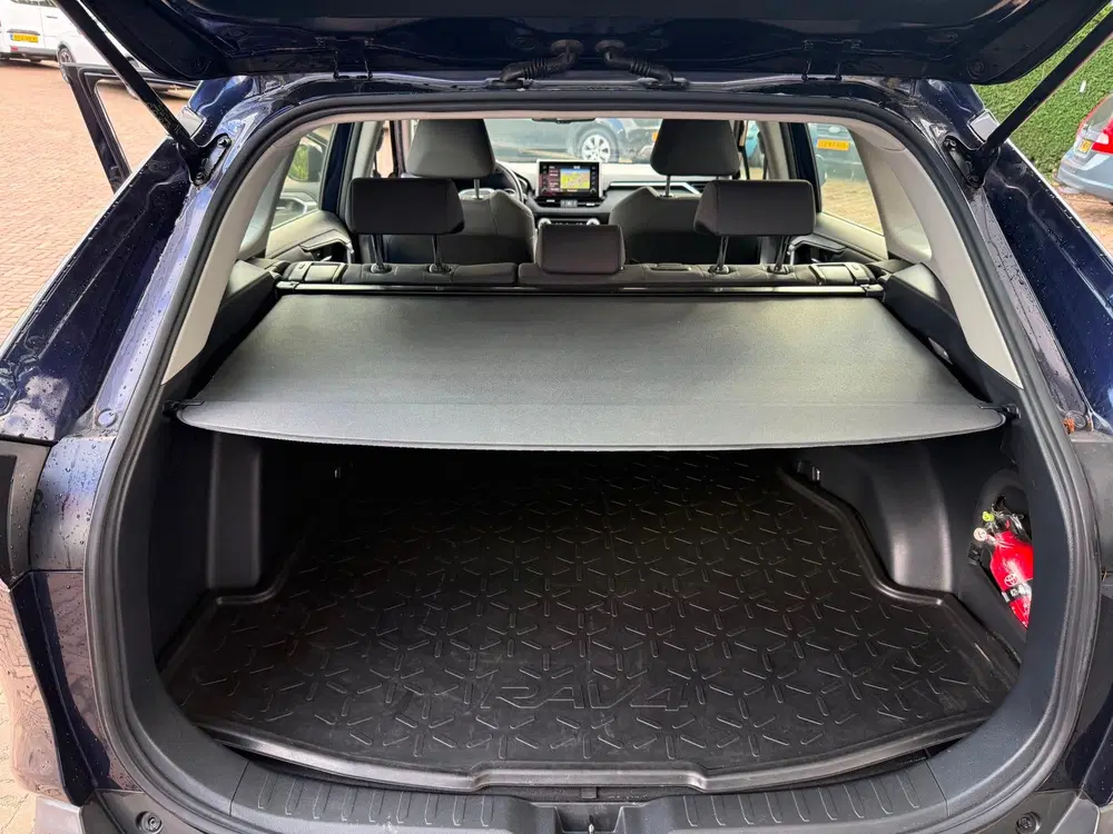 Toyota RAV 4 2.5 Hybrid uit 2021, foto 9