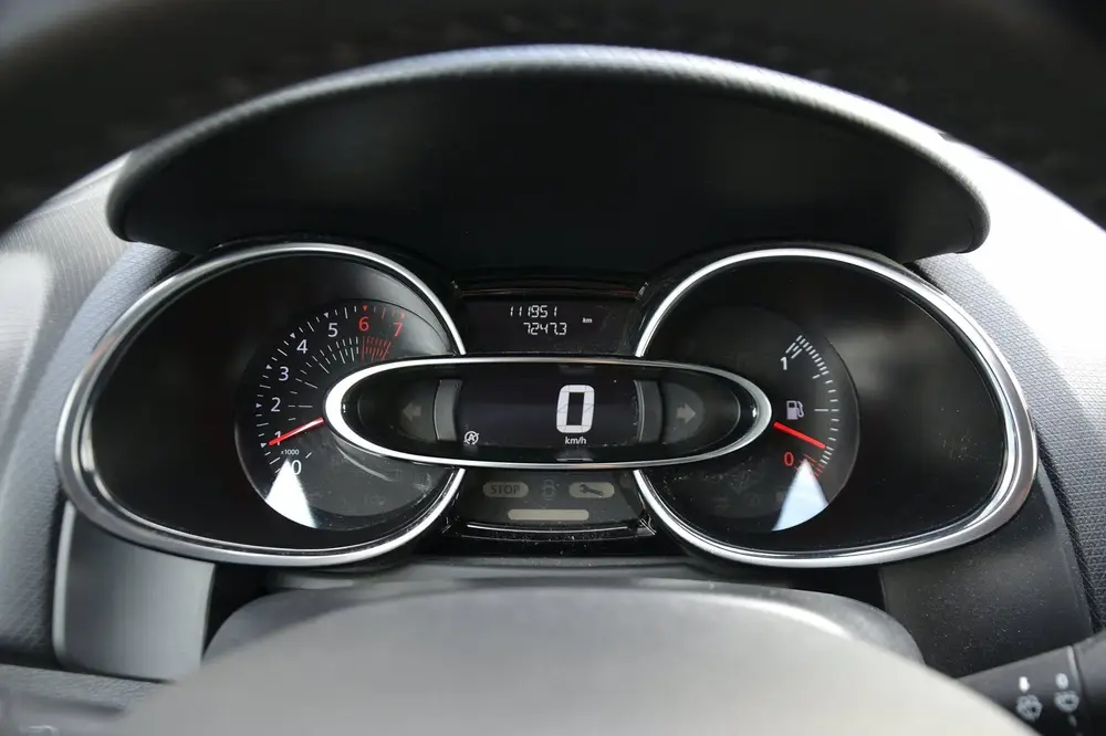Renault Clio 0.9 TCe Limited | Navigatie | Cruise Con uit 2019, foto 17
