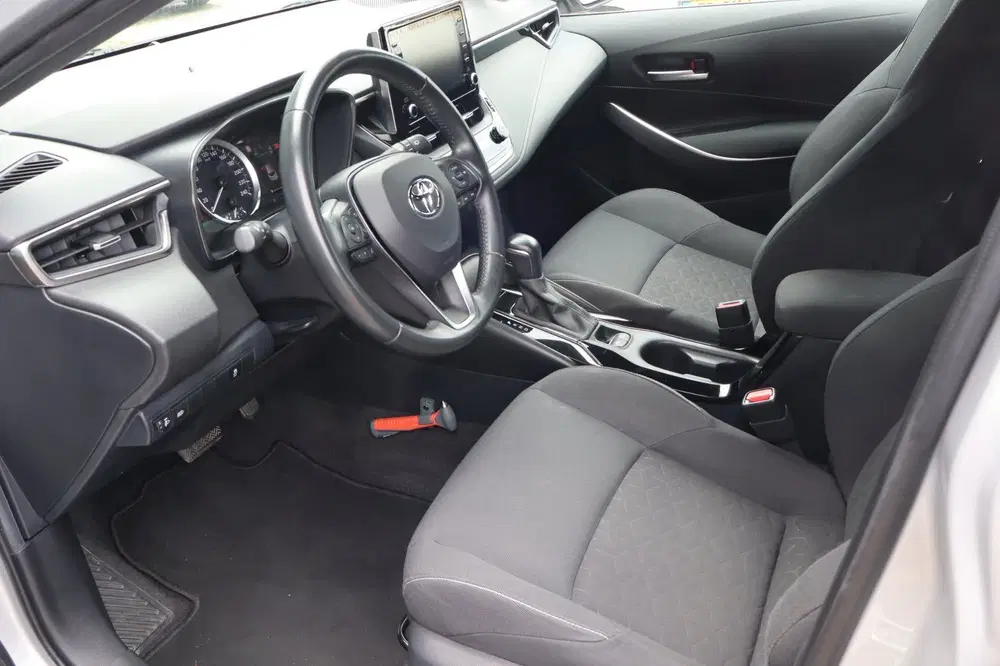 Toyota Corolla 1.8 Hybrid Active-Vol uitgerus uit 2020, foto 14